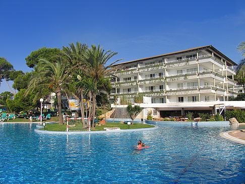 Foto Hotel mit Pool - 